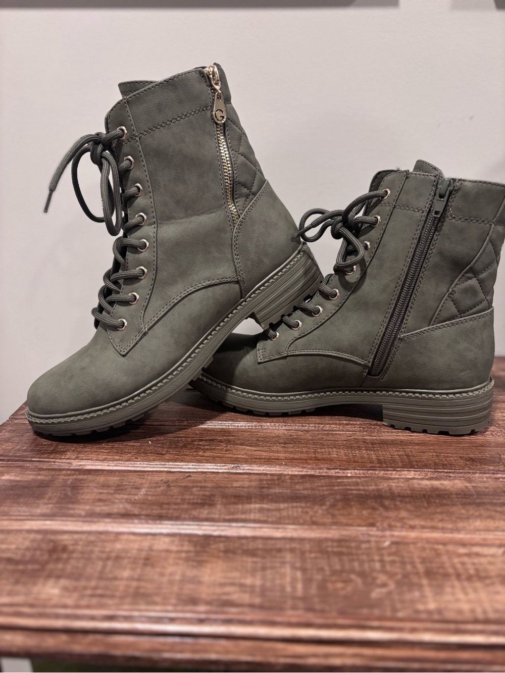 GBG Los Angeles Women's Olive Green Combat Ankle Boot Lace Up Side Zip 8